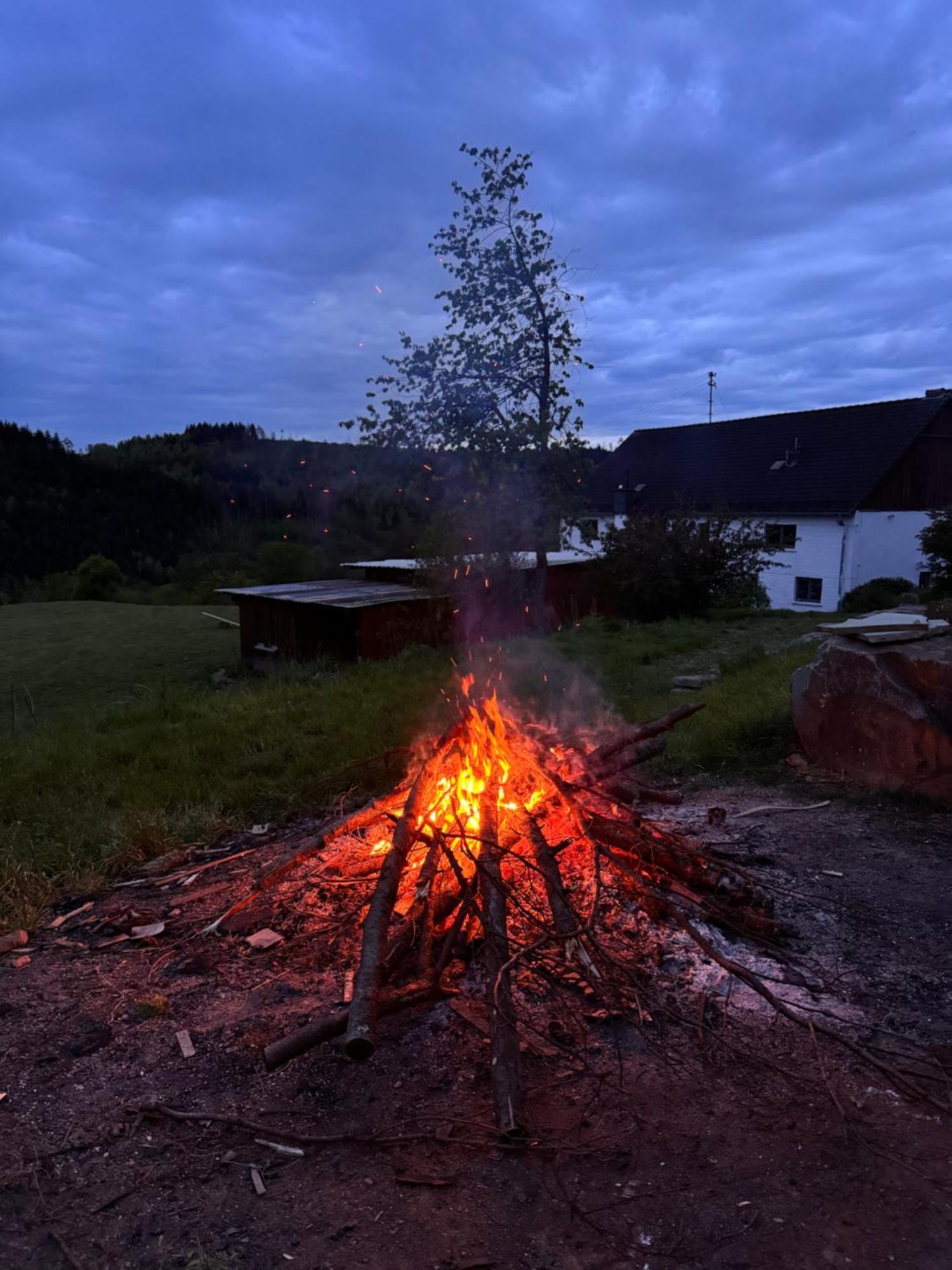 Bornhahn - Idylle Im Westerwald * Katzwinkel (Sieg)