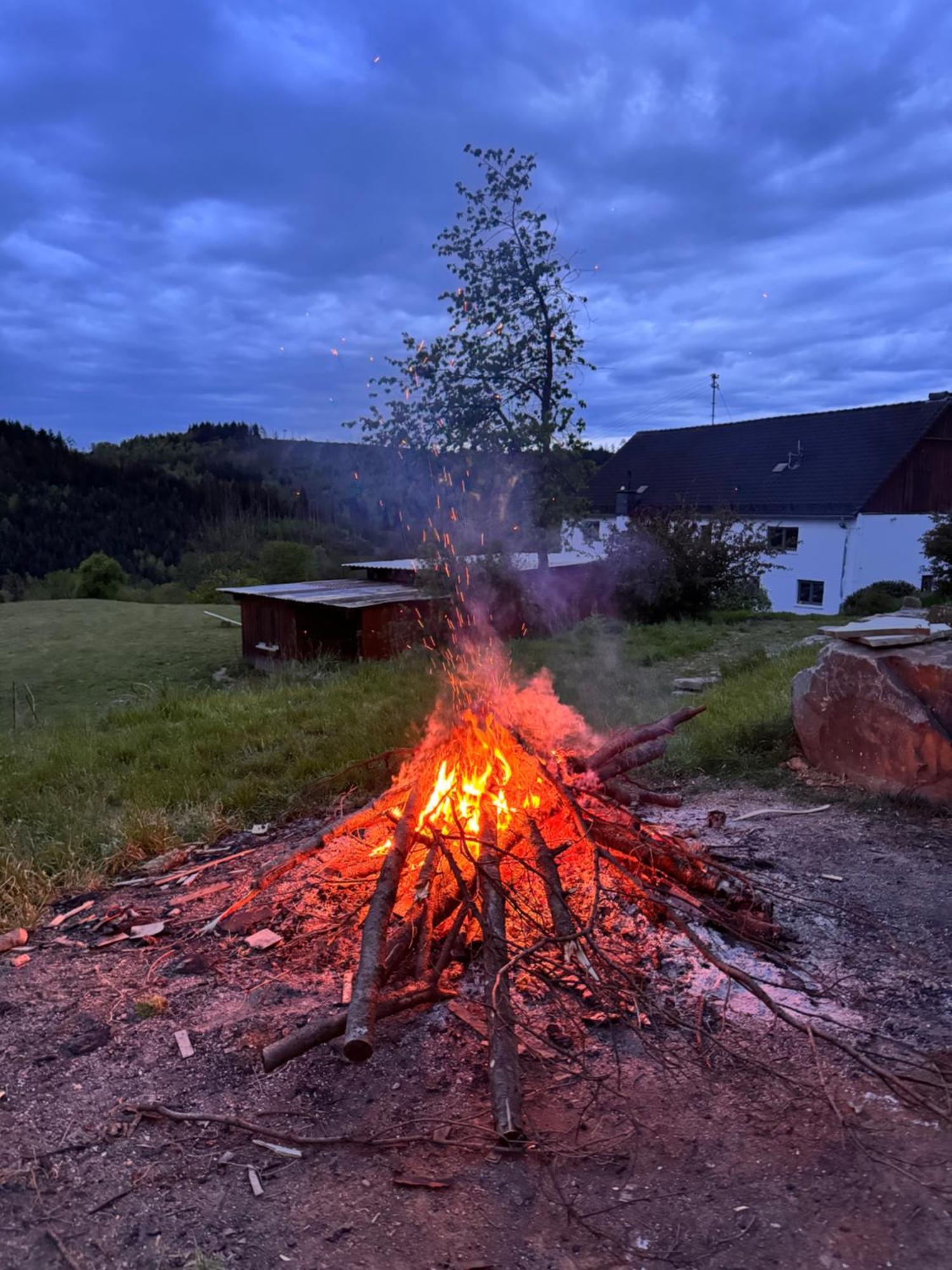 Bornhahn - Idylle Im Westerwald * Katzwinkel (Sieg)